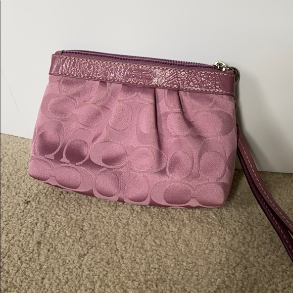 Coach Wristlet - Picture 2 of 8